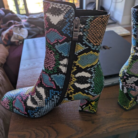 Colorful block healed booties - Picture 5 of 10